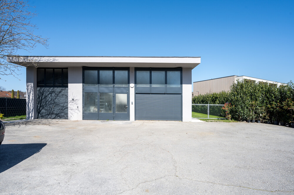 Halle/Garage