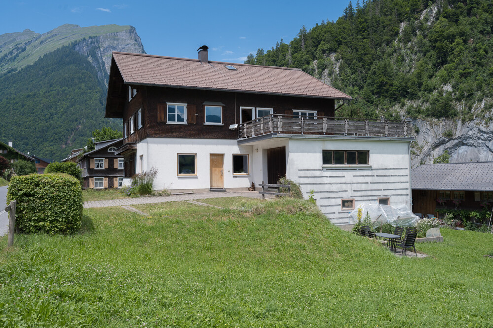 Hausansicht/Garten