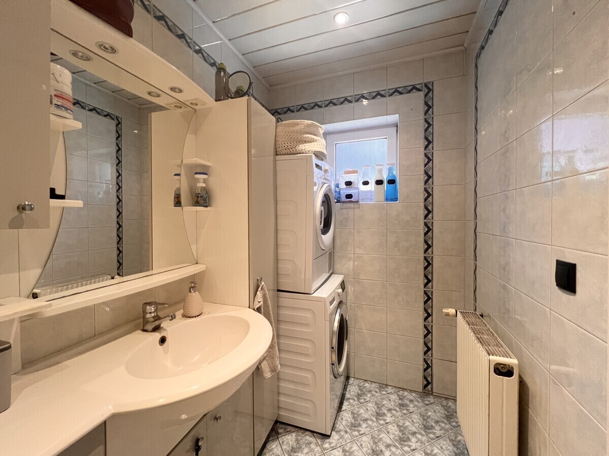 Badezimmer EG