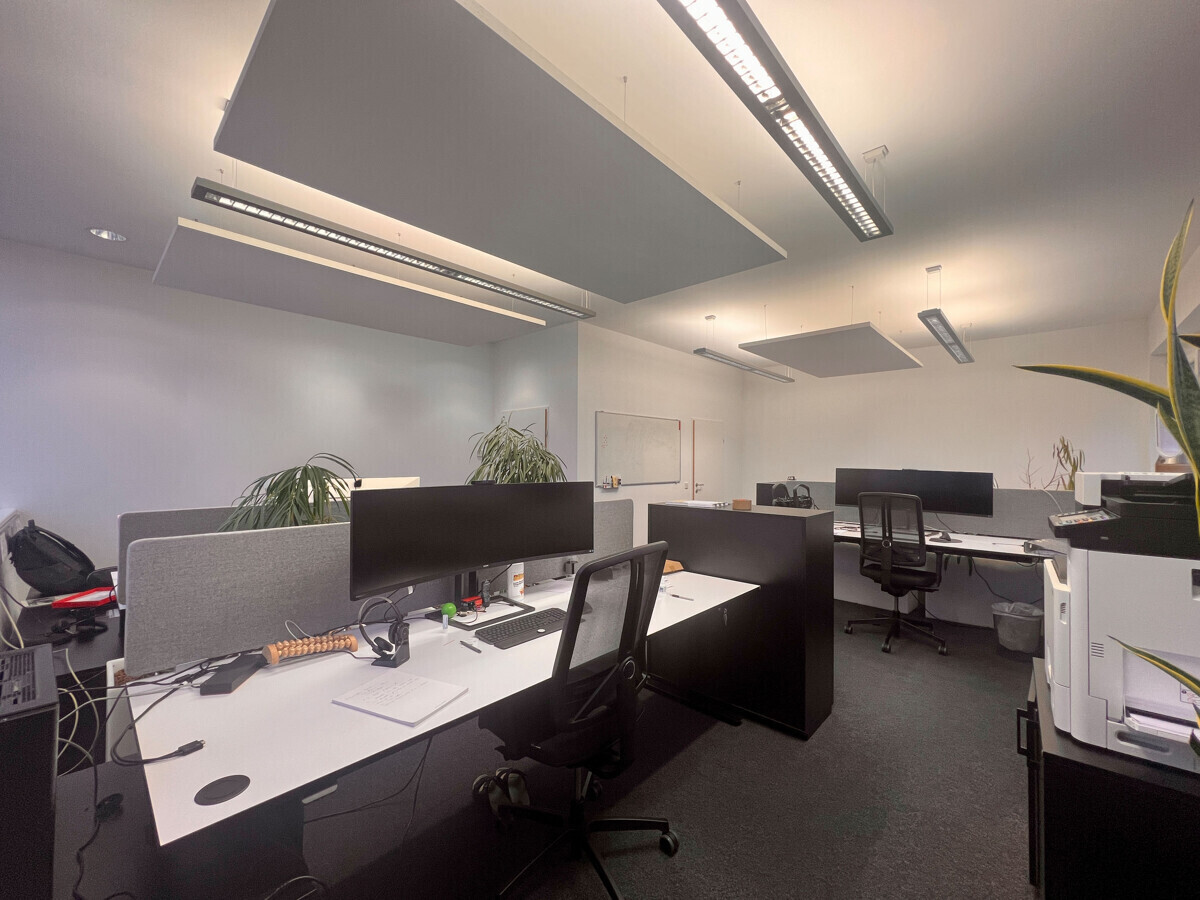 Büro 1
