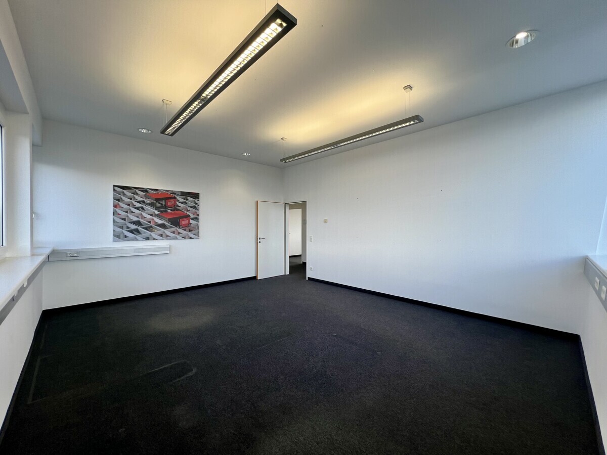 Büro 2 - leer