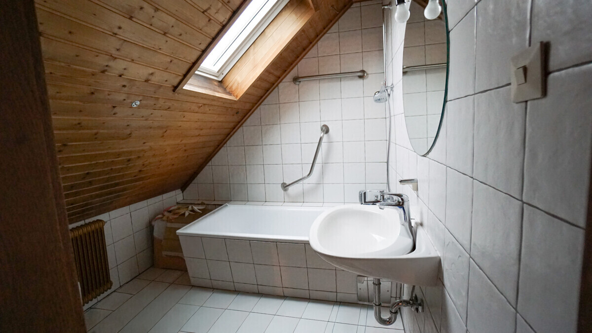Badezimmer-WC/OG