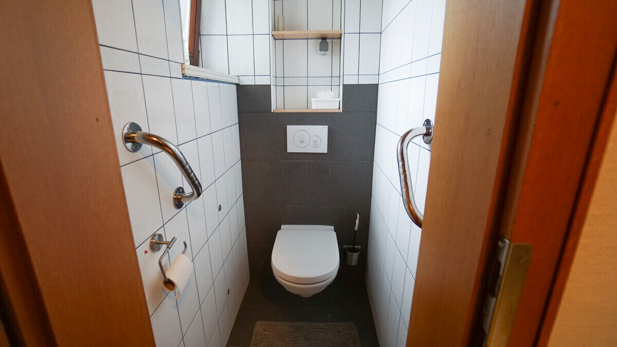 WC/EG