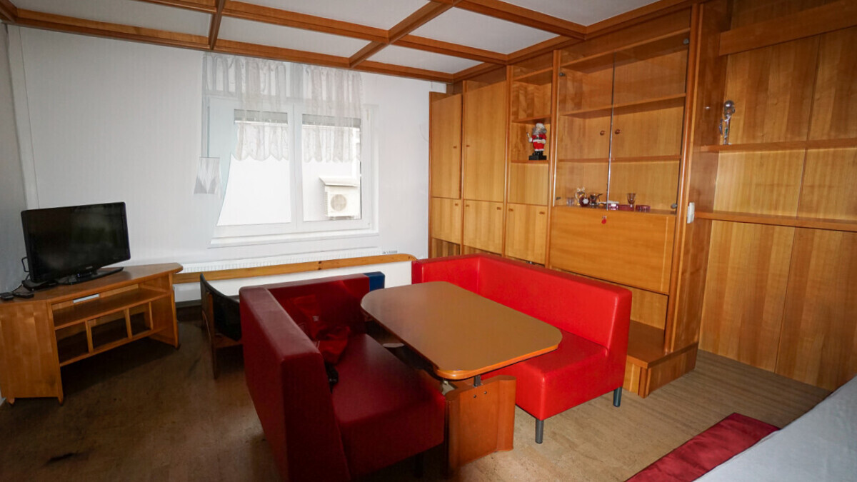 Zimmer 1/EG