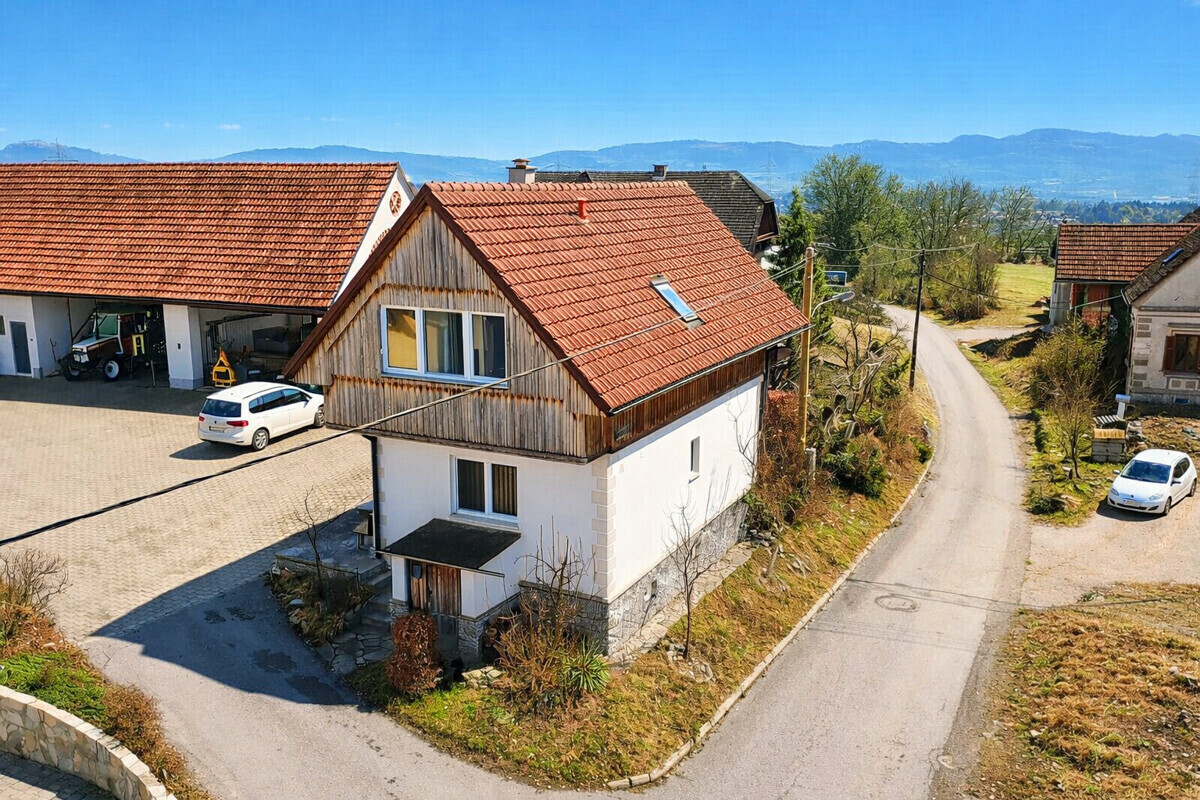 Hausansicht (KI optimiert)