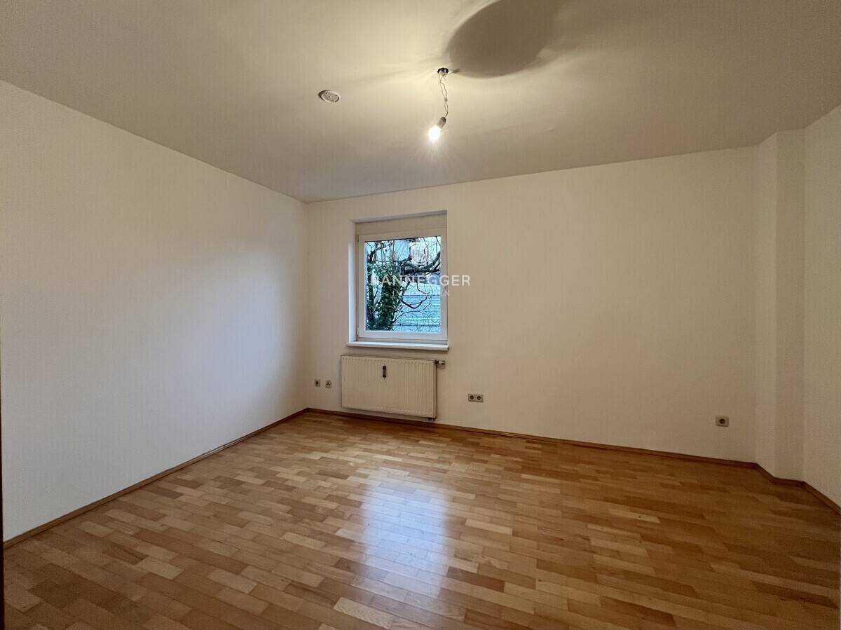 Zimmer 2 (OG)