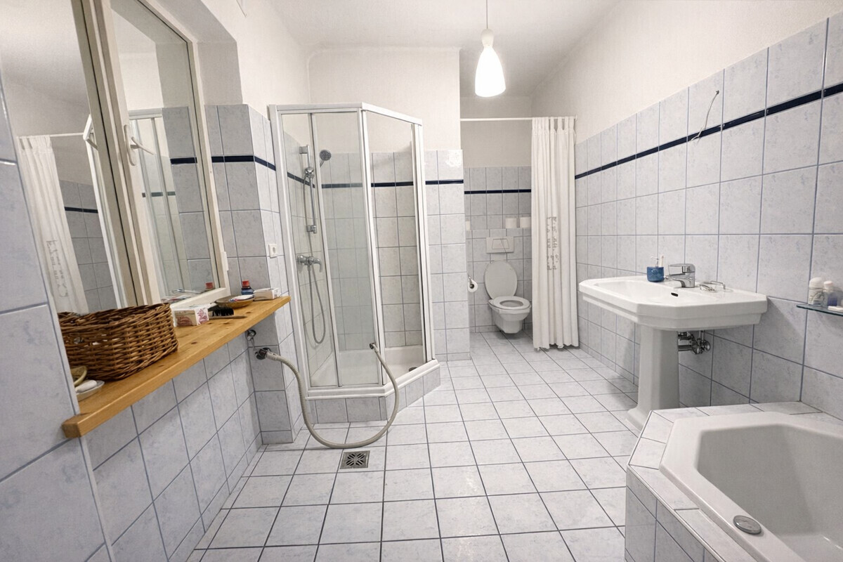 Badezimmer (KI optimiert)