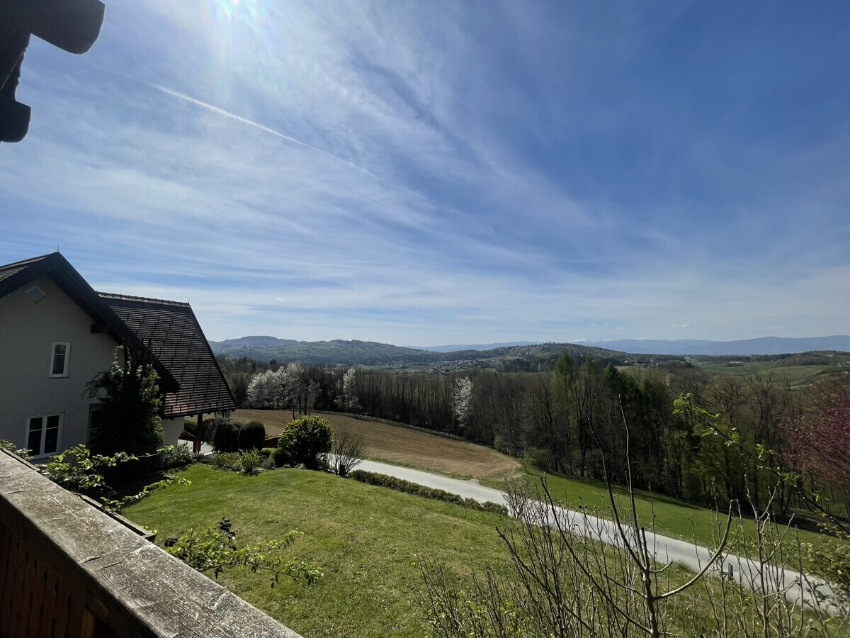 Balkon EG
