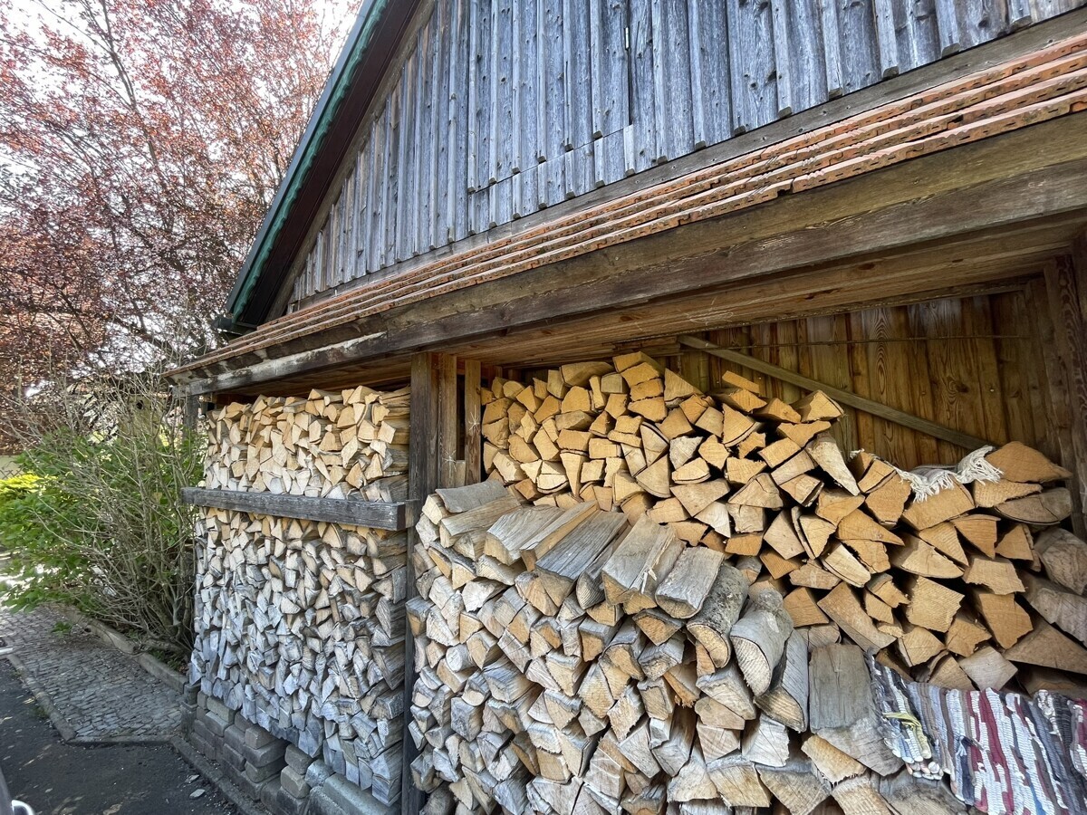 Holzplatz Nebengebäude