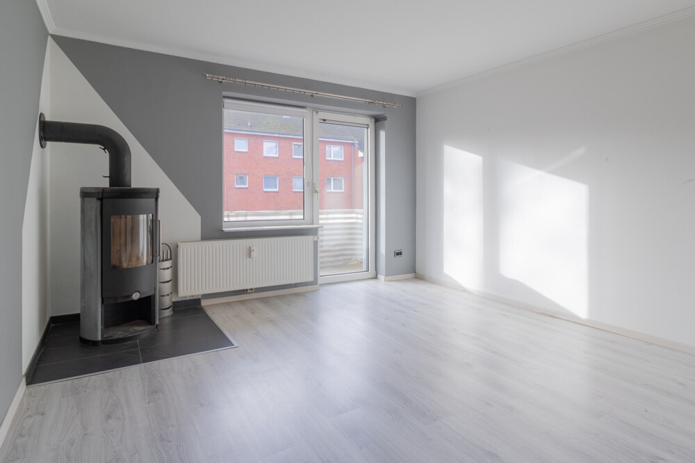Wohnzimmer mit Ofen  