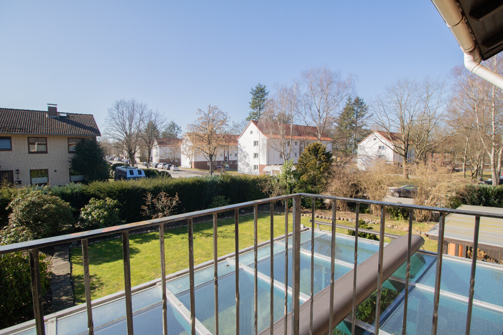 Ausblick vom Balkon in den Garten