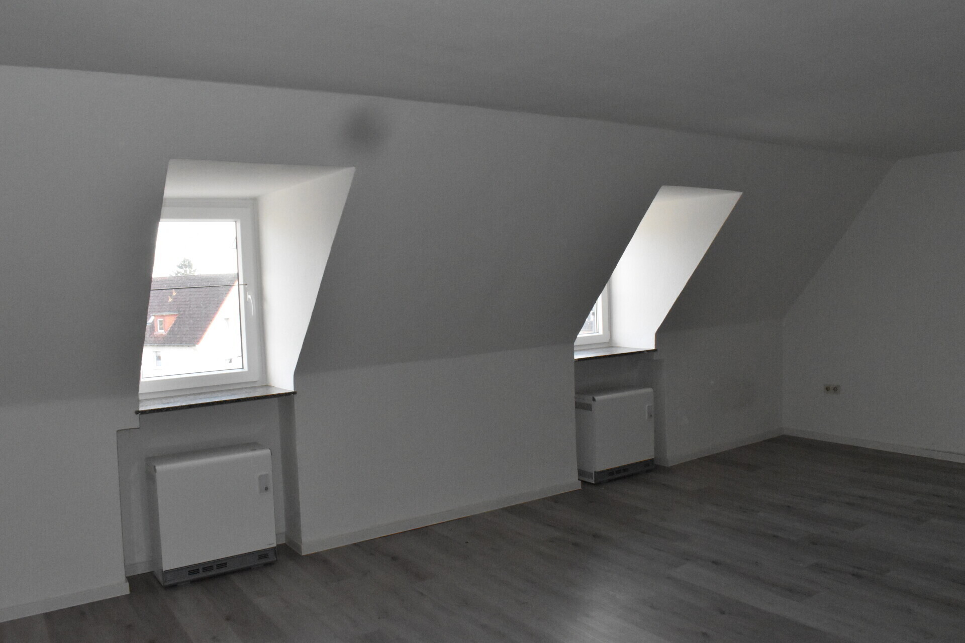 Wohn-Schlafraum 2 von 3