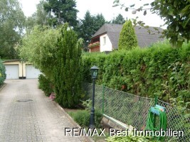 Zufahrt zu Garage/Haus       .png