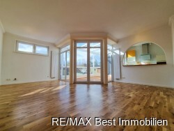 Wohnzimmer kleine WE