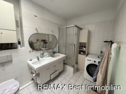 Bad (Beispiel Wohnung)