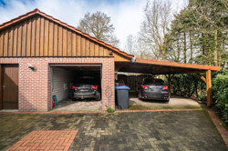 Garage und Carport