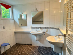 Badezimmer OG