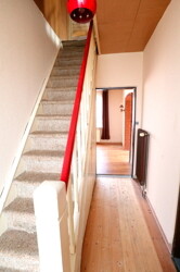Flur vorne/Altbau