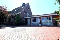Haupthaus mit Anbau
