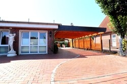 Anbau mit Carport