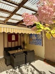 überdachte Terrasse II