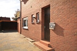 Seitlicher Eingang Oberwohnung