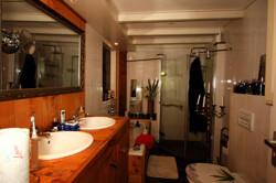 Badezimmer Haupthaus