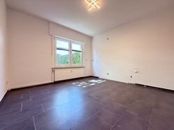 Zimmer II EG