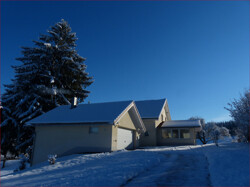 Hausansicht Winter