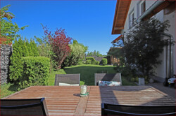 Terrasse und Garten