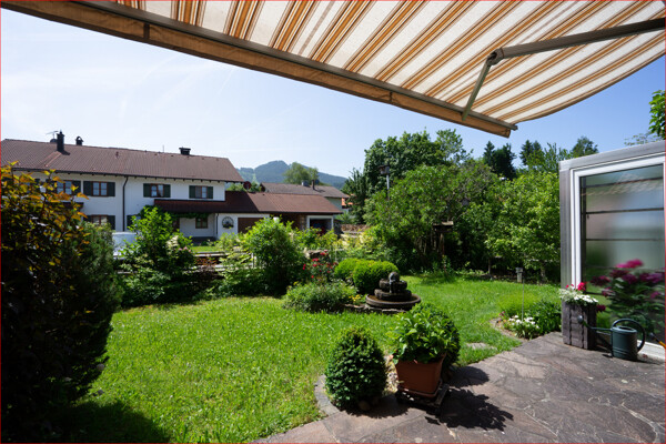 große Betreiberwohnung mit Terrasse