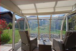 toller Sitzbereich, vom Wohnzimmer aus begehbar
