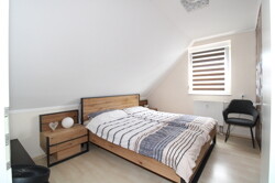 Schlafzimmer  2 OG
