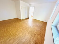 Im Souterrain - Ihr mögliches Kinder-, Arbeits- oder Gästezimmer gen Diele