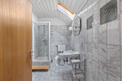 Badezimmer DG