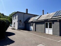 Gebäude