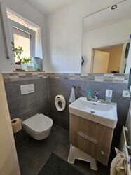 Gäste WC 1 OG