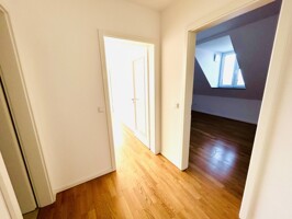 Ihre Diele gen Bad, Wohnzimmer & Schlafzimmer