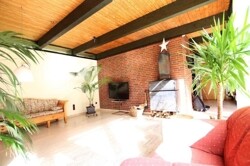 Wohnzimmer b