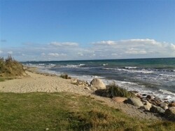 5 Minuten bis zum Naturstrand
