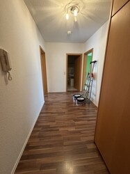 Flur mit Einbauschrank