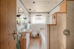 Hauptbadezimmer