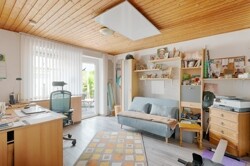 Büro oder Kinderzimmer