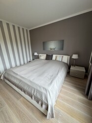 Platz für ein großes Bett