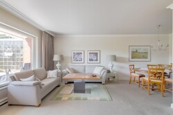 Wohnzimmer Ansicht 2