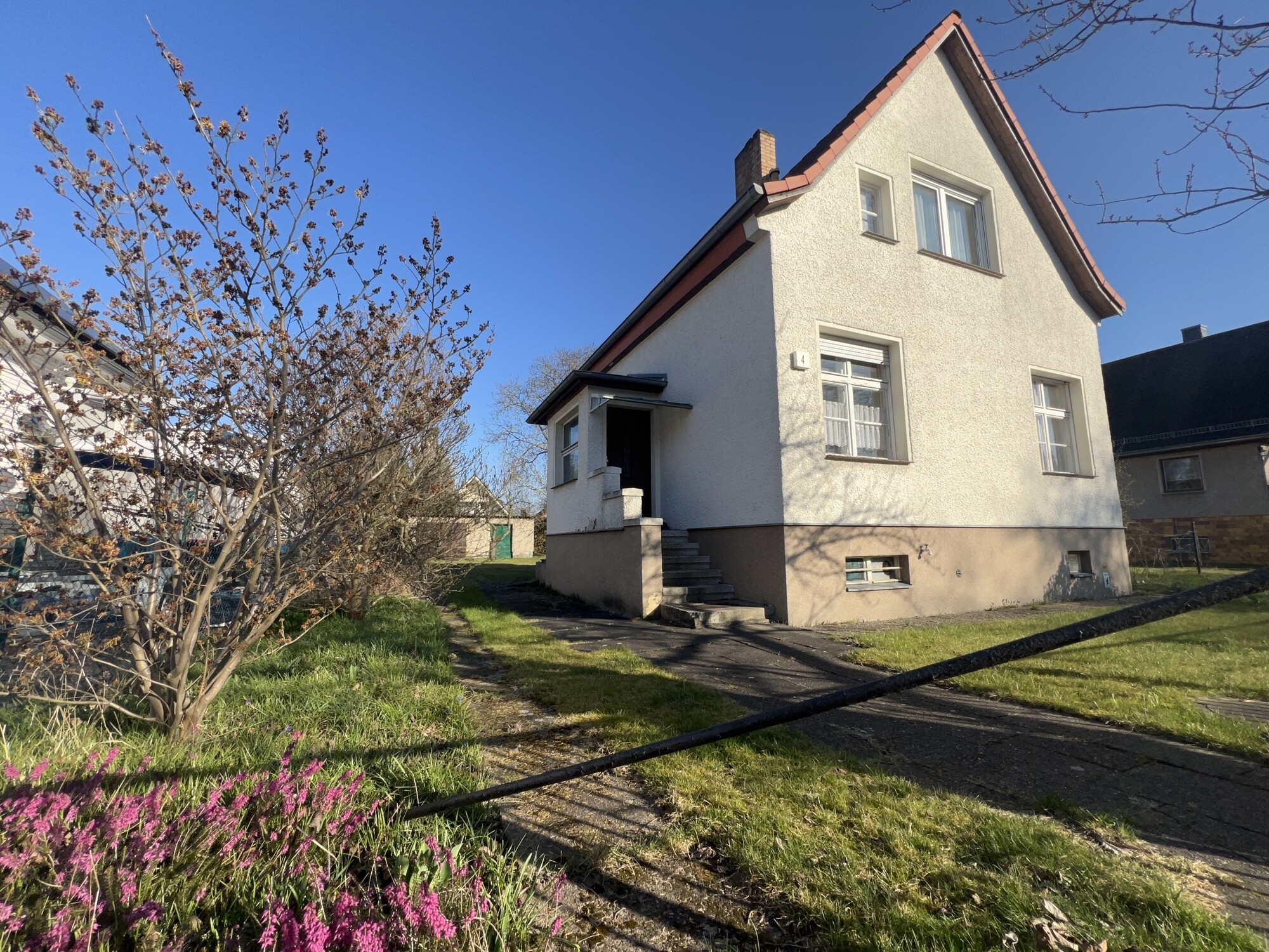 Straßenansicht