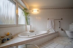 Badezimmer EG