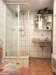 2 Badezimmer