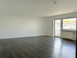 Wohn-Schlaf-Esszimmer