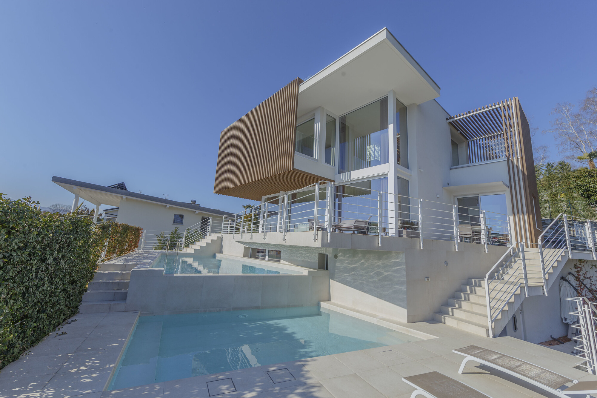 FACADE PISCINA 1
